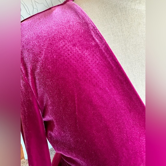 Candies Magenta Pink Velvet Romper - Picture 11 of 12